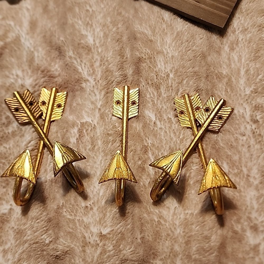 Arrow Hooks